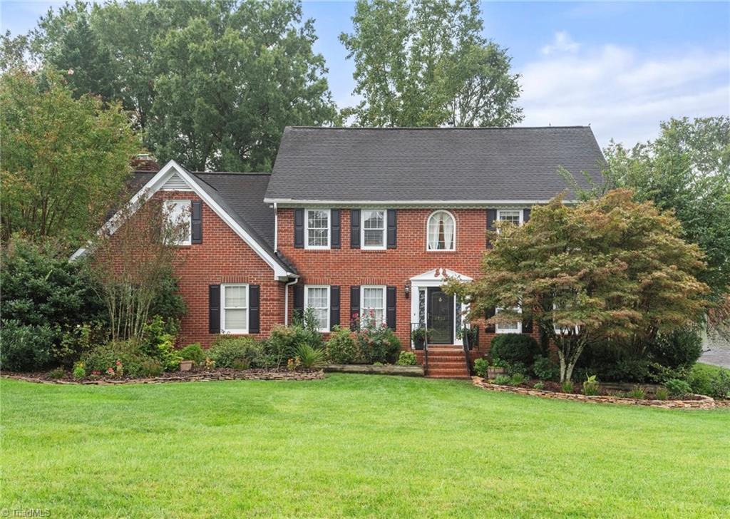 Buncombe Dr, Greensboro, NC 27407