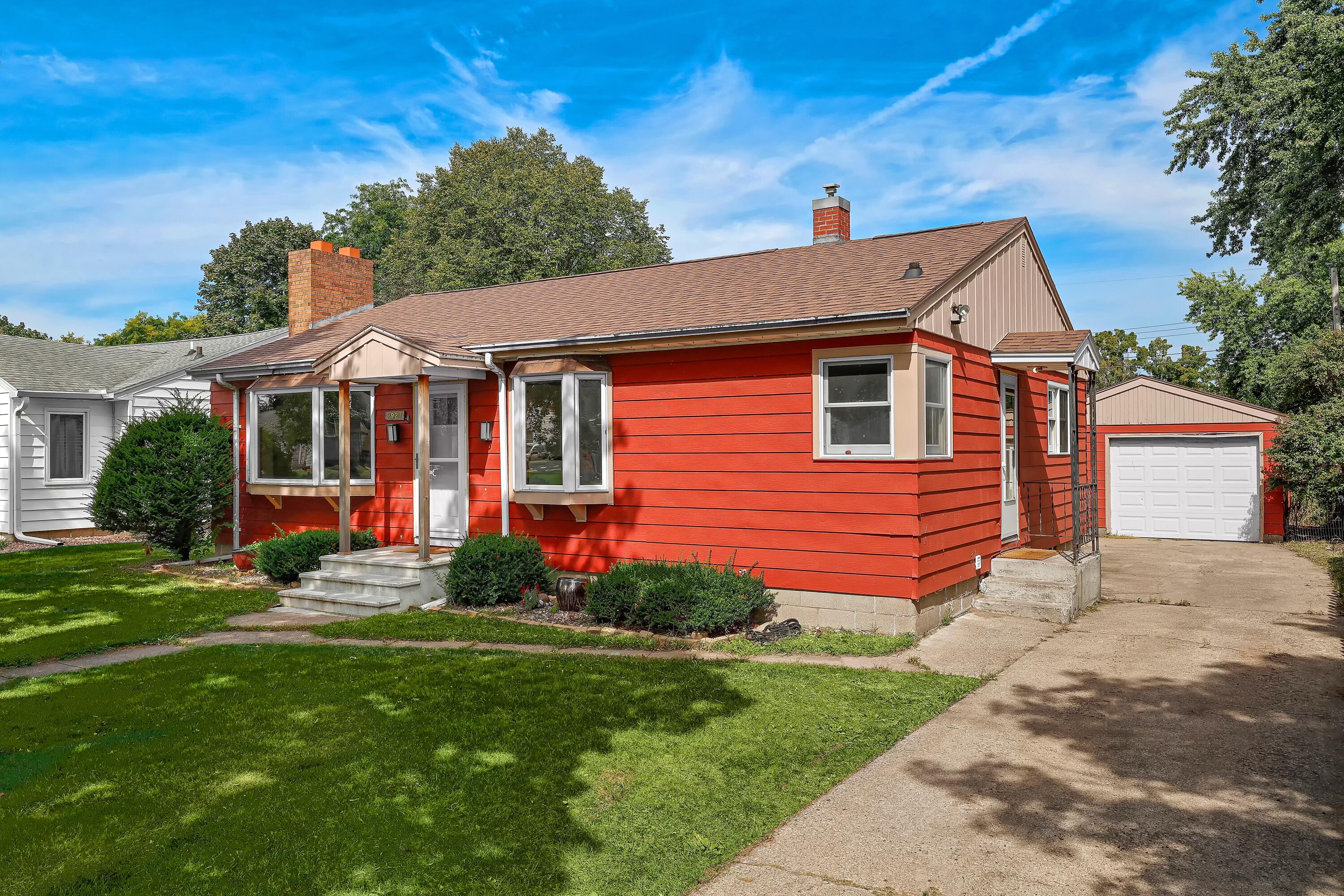 Birch St, LA Crosse, WI 54601