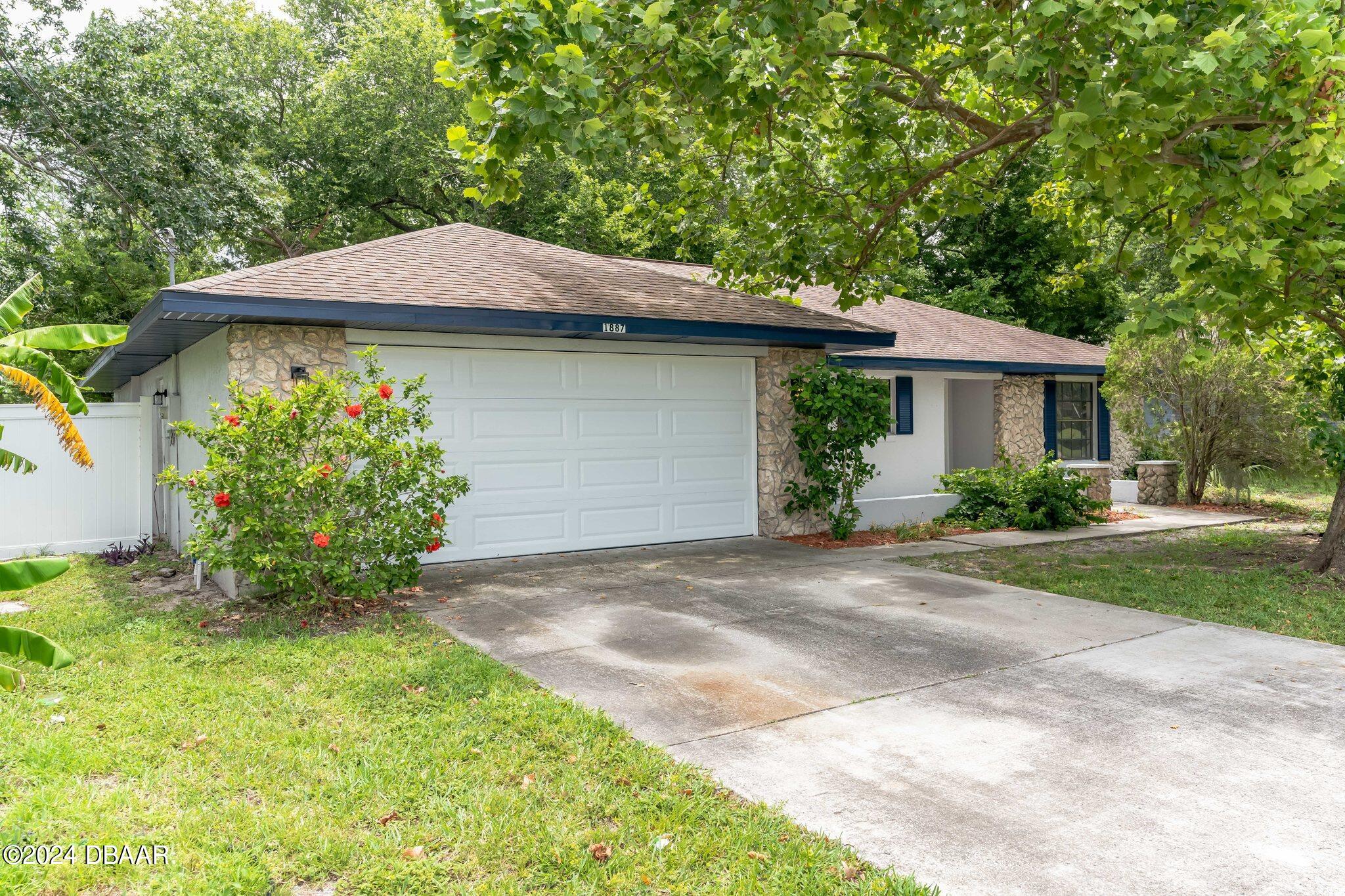 Magnolia Ave, South Daytona, FL 32119