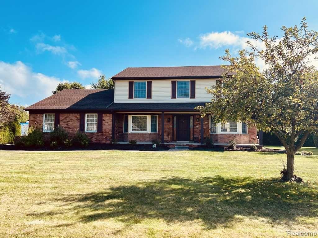 Cardinal Ave, Grosse Ile, MI 48138 #1