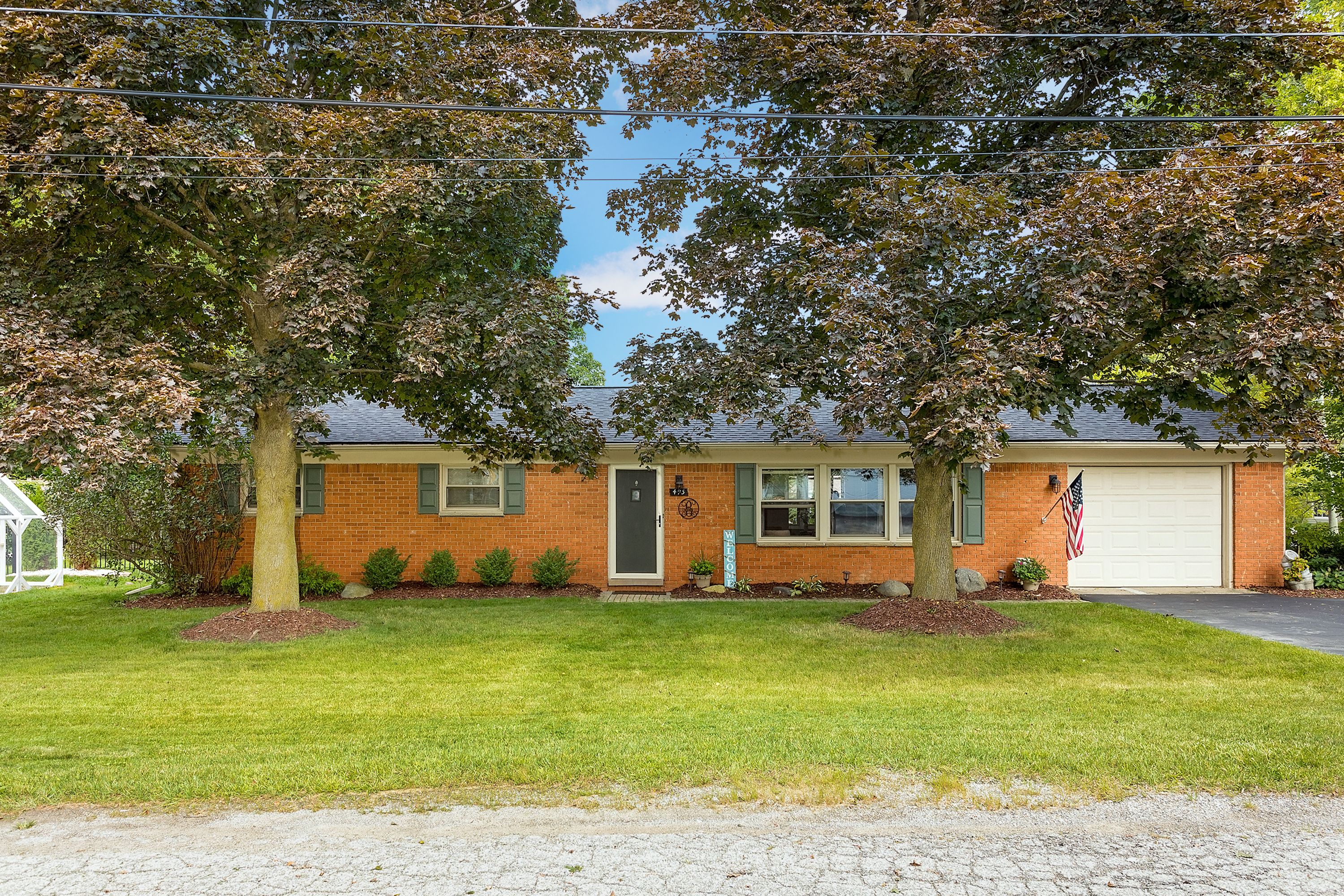 Glenn Ct, Lake Orion, MI 48362