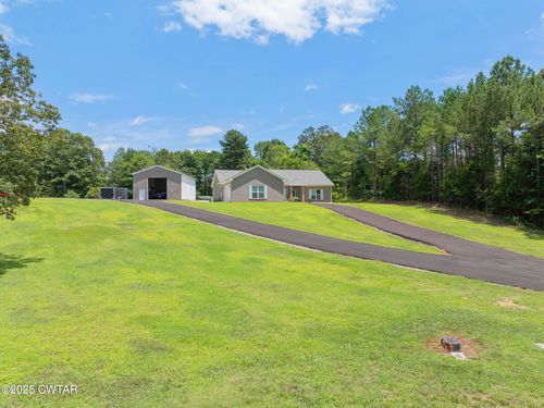 652 Timber Ridge Dr, Lexington, TN, 38351-5776 | Card Image