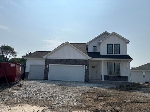 9546 S Bergamont Dr, Franklin, WI, 53132-5612 | Card Image