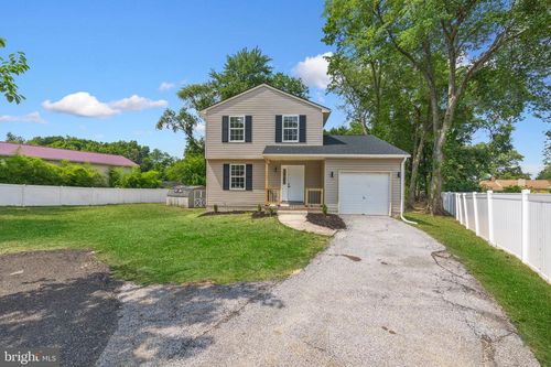 1018 Bell Ave, GLEN BURNIE, MD, 21060-6768 | Card Image