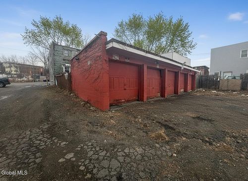 38-Rear 38 40 2nd Ave, Albany, NY, 12202-1563 | Card Image