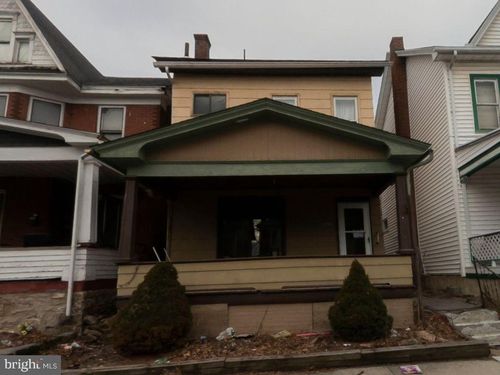 1222 19th Ave, Altoona, PA, 16601-3027 | Card Image