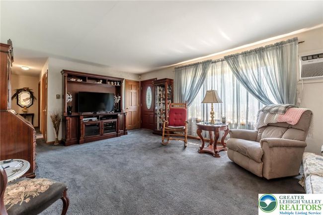 3324 Golf Course Rd, House other with 3 bedrooms, 2 bathrooms and null parking in Allentown PA | Image 17