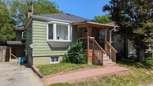 25 Bush Dr, Scarborough, ON, M1C1G7 | Card Image