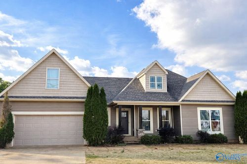 124 Kema Dr, Huntsville, AL, 35811-6300 | Card Image