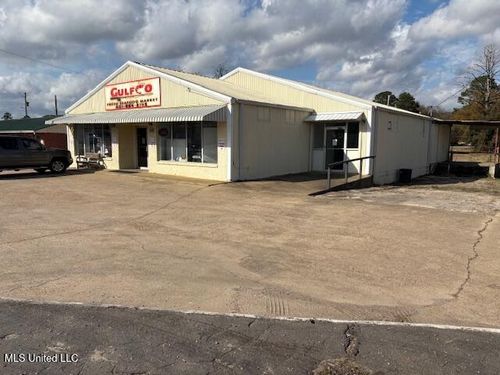 804 W Third St, Forest, MS, 39074-4007 | Card Image