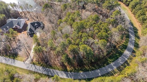 215 Mallard Dr, Badin Lake, NC, 28127-9106 | Card Image