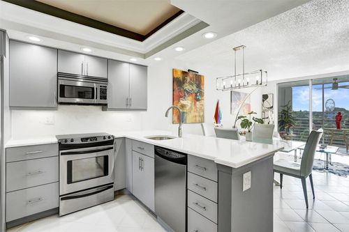 508-3507 Oaks Way, Pompano Beach, FL, 33069-5395 | Card Image