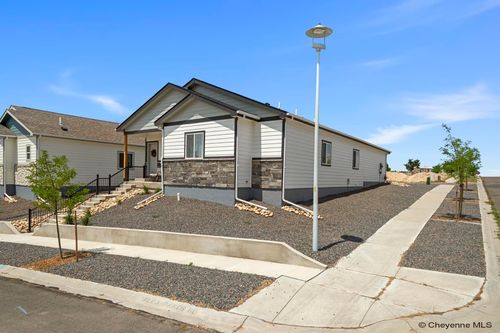 5822 Alex Ranch Rd, Cheyenne, WY, 82007-1887 | Card Image