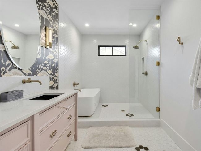 1003 E 14 Th St, House other with 3 bedrooms, 3 bathrooms and 2 parking in Austin TX | Image 18