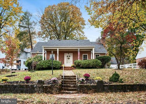 624 S Mildred St, CHARLES TOWN, WV, 25414-1410 | Card Image