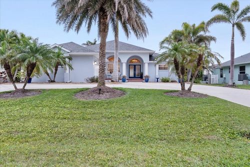 1091 Rotonda Cir, ROTONDA WEST, FL, 33947-1843 | Card Image