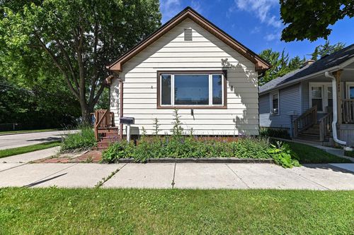 3400 S 8th Avenue, RACINE, WI, 53402 | Card Image