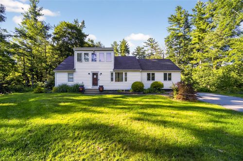 41 White Oaks Rd, Hyde Park, NY, 12538-1626 | Card Image