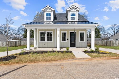 3880 Richardson St, Loris, SC, 29569-2957 | Card Image