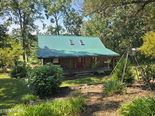 135 Osborne Ln, Harrogate, TN, 37752-7631 | Card Image