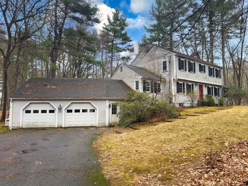 111 Log Hill Rd, Carlisle, MA, 01741-1410 | Card Image
