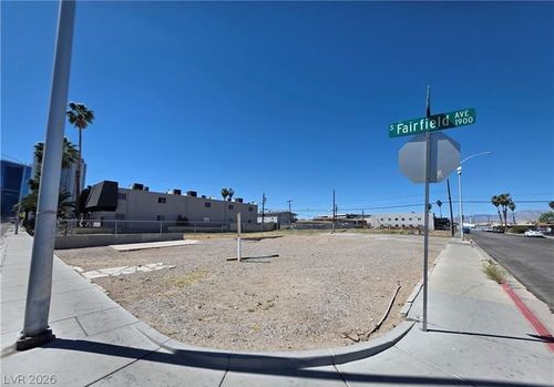 1900 Fairfield Ave, Las Vegas, NV, 89102-4716 | Card Image