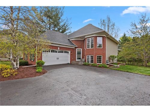 2100 Hunter Hill Ct, Hudson, WI, 54016-5824 | Card Image