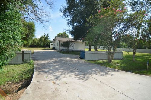 3111 2nd St, Brookshire, TX, 77423-8774 | Card Image