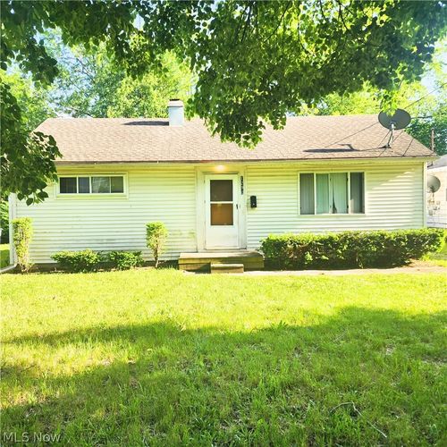 1296 Ottawa Avenue, Akron, OH, 44305 | Card Image