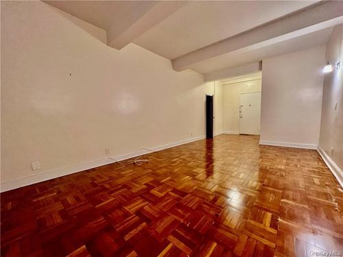 apt-4b-411 Bronx River Rd, Yonkers, NY, 10704-3426 | Card Image