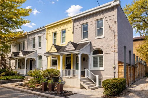 3 Tacoma Avenue, Toronto, ON, M4T2B1 | Card Image