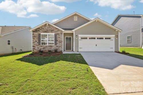 81 Bovine Branch Rd, Fletcher, NC, 28732-0917 | Card Image