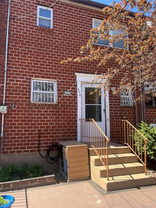 570 Christopher Ave, Brooklyn, NY, 11212-7030 | Card Image