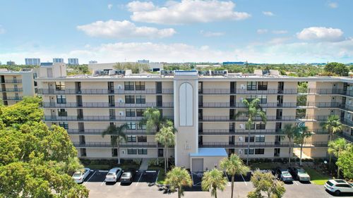 5030-14 Royal Palm Way, Boca Raton, FL, 33432-8760 | Card Image