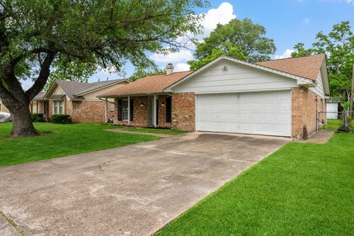 1207 Mcdugald Rd, Humble, TX, 77338-8035 | Card Image