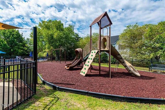 Playground | Image 39