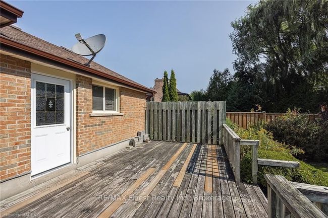 705 Braeside Cres, House other with 4 bedrooms, 2 bathrooms and 2 parking in Kingston ON | Image 37