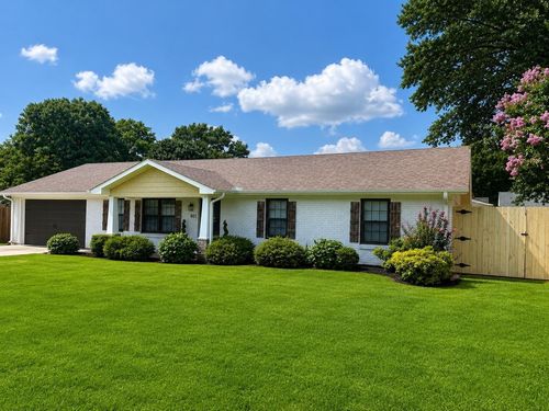 801 Puritan Ave, Muscle Shoals, AL, 35661 | Card Image