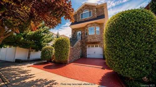 810 Nugent Avenue, New York, NY, 10306 | Card Image