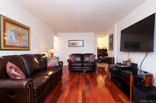 a68-87-40 Francis Lewis Boulevard, New York, NY, 11427 | Card Image