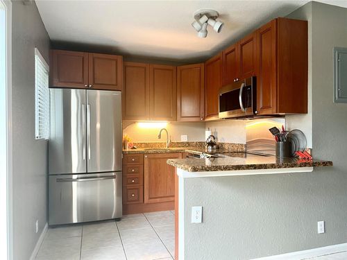 apt-104-2655 Ne 8th Ave, Wilton Manors, FL, 33334-2533 | Card Image