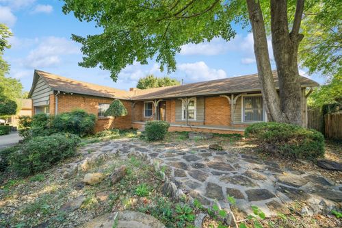 5651 S Winston Ave, Tulsa, OK, 74135-4332 | Card Image