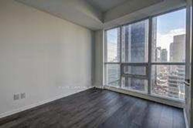 2315 - 70 Temperance St, Condo with 2 bedrooms, 2 bathrooms and 1 parking in Toronto ON | Image 10