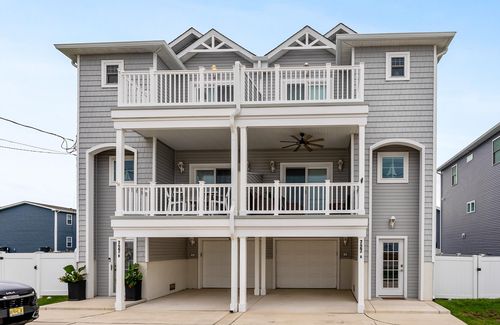 b-727 Spruce Ave, North Wildwood, NJ, 08260 | Card Image