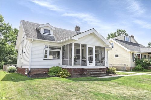 4213 W 223rd St, Fairview Park, OH, 44126-1019 | Card Image