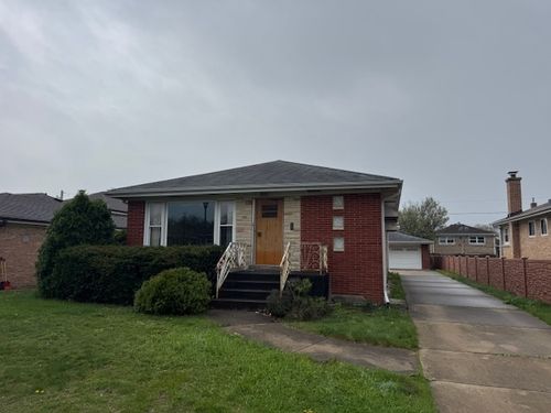 5713 Reba St, Morton Grove, IL, 60053-3557 | Card Image