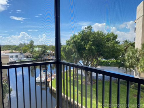 401-20 Royal Palm Way, Boca Raton, FL, 33432-7878 | Card Image