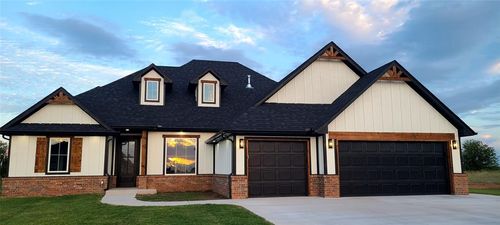 4747 Dutton Cir, El Reno, OK, 73036-4005 | Card Image