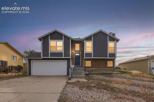 3935 Rosemere St, Colorado Springs, CO, 80906-5095 | Card Image