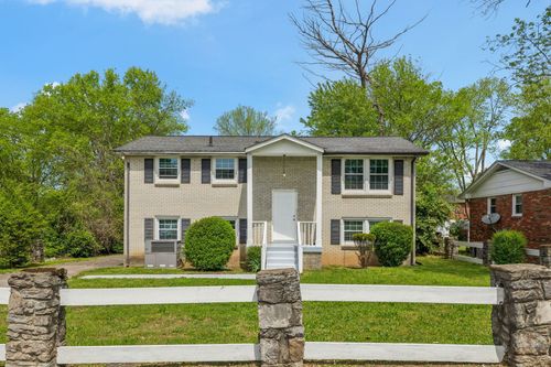 748 Bontemps Dr, Nashville, TN, 37207-3603 | Card Image